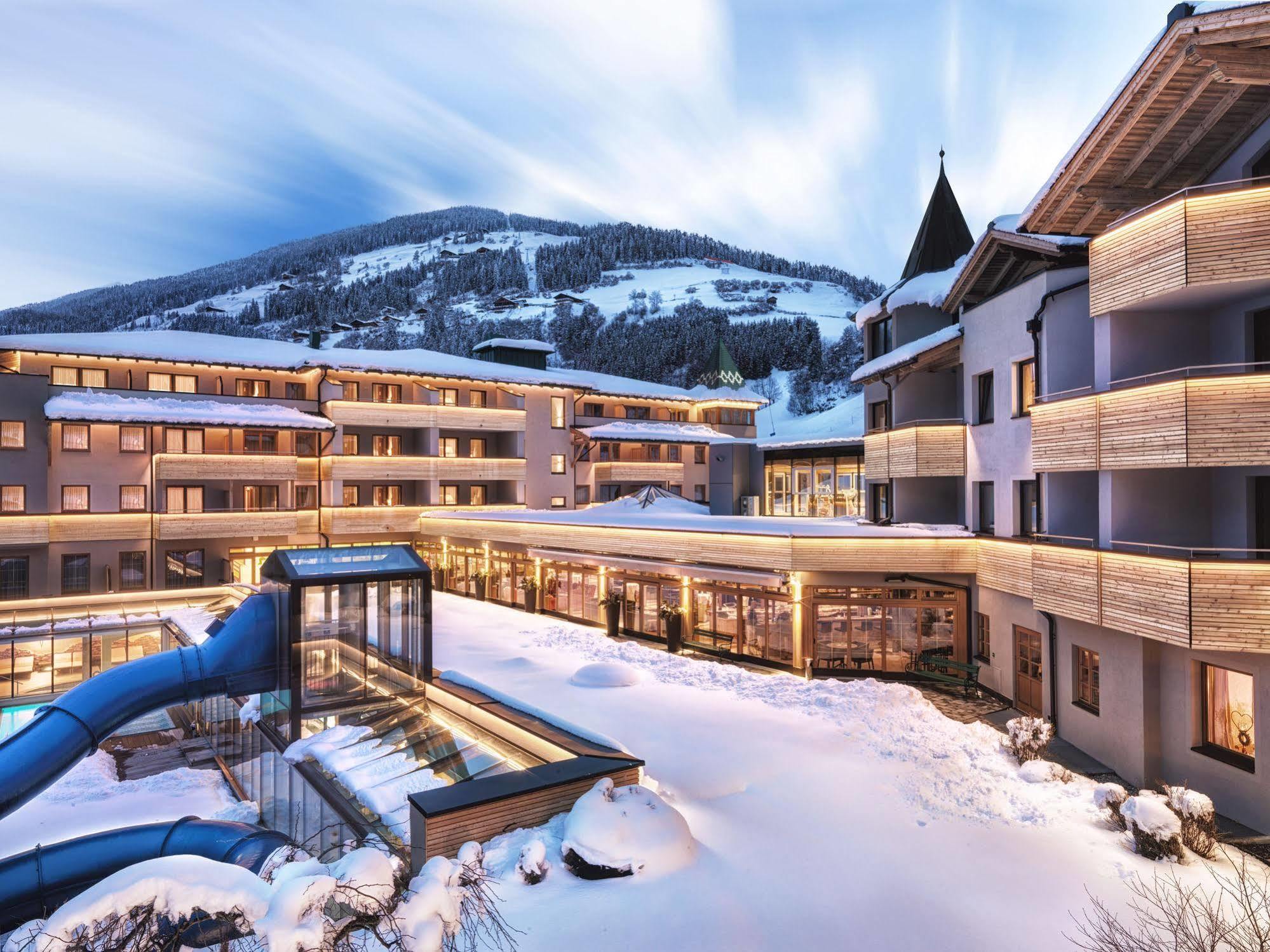 Dolomiten Residenz - Sporthotel ซิลเลียน ภายนอก รูปภาพ